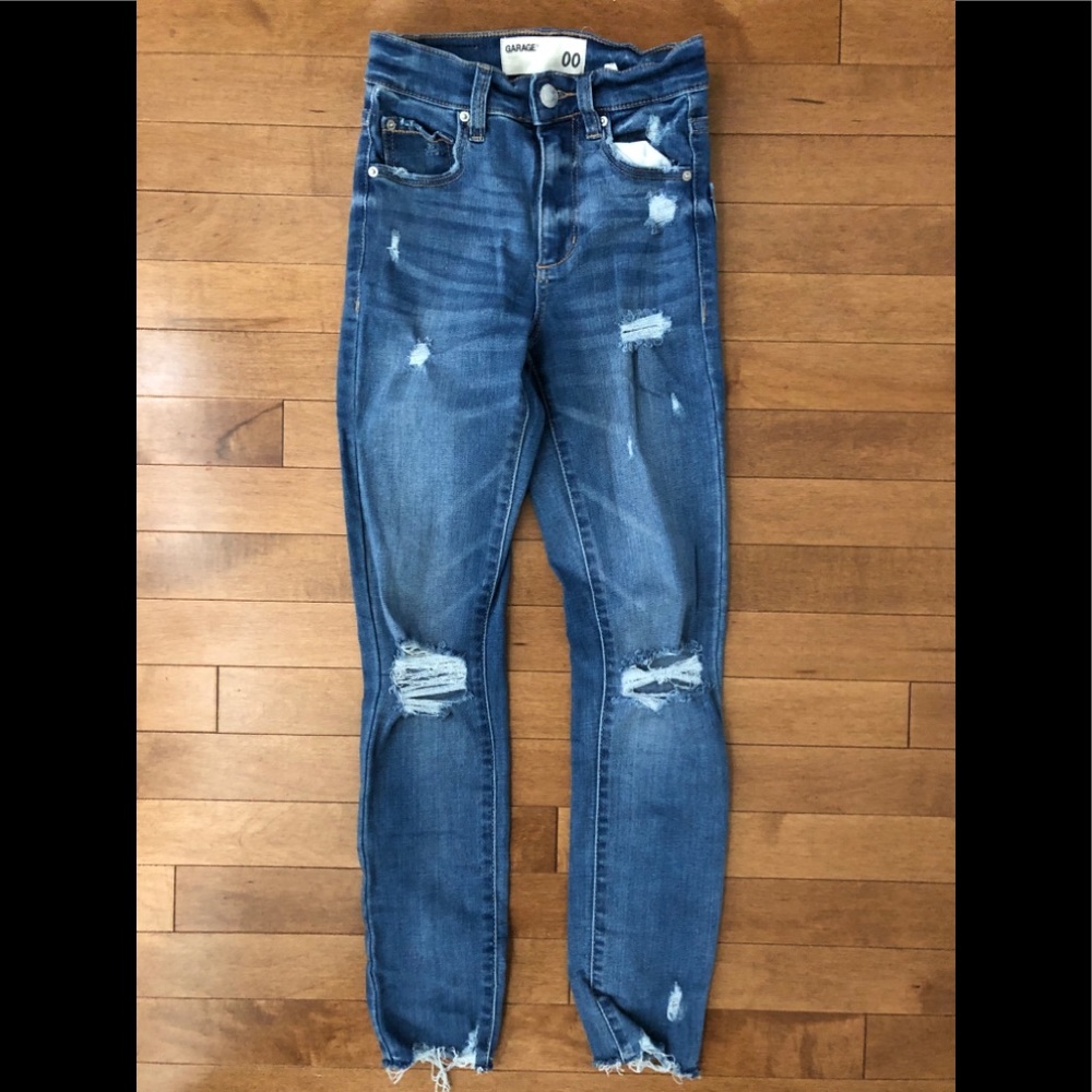 Garage Slim Distressed Jeans Size 00